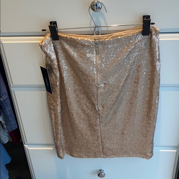 Lulu's Rose Gold Sequin Skirt, Size L - Picture 2 of 5
